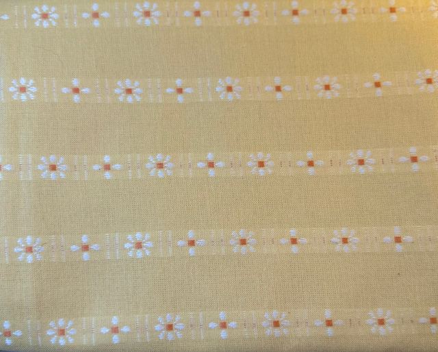 Daisy Chain in Butter fabric